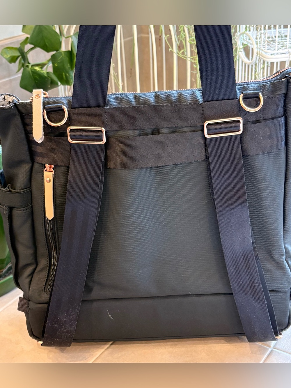 Petunia Pickle Bottom Pivot Backpack 🖤 - Picture 9 of 15